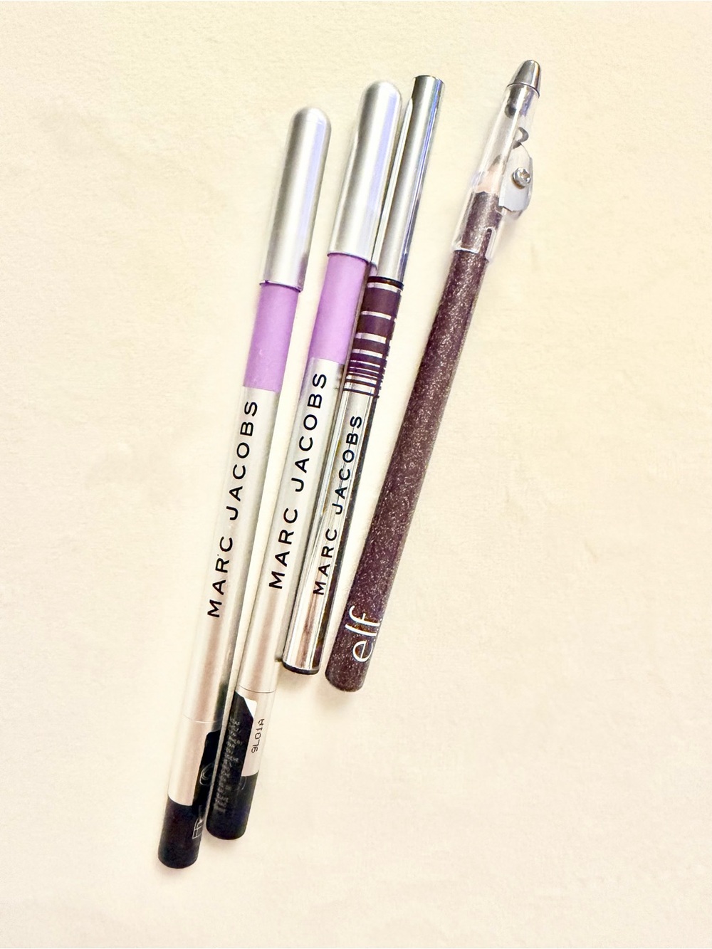Light purple eyeliner set
